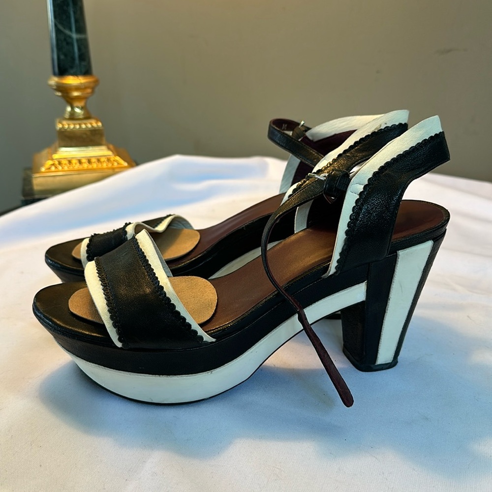 STUART WEITZMANMAN SHOES 👠